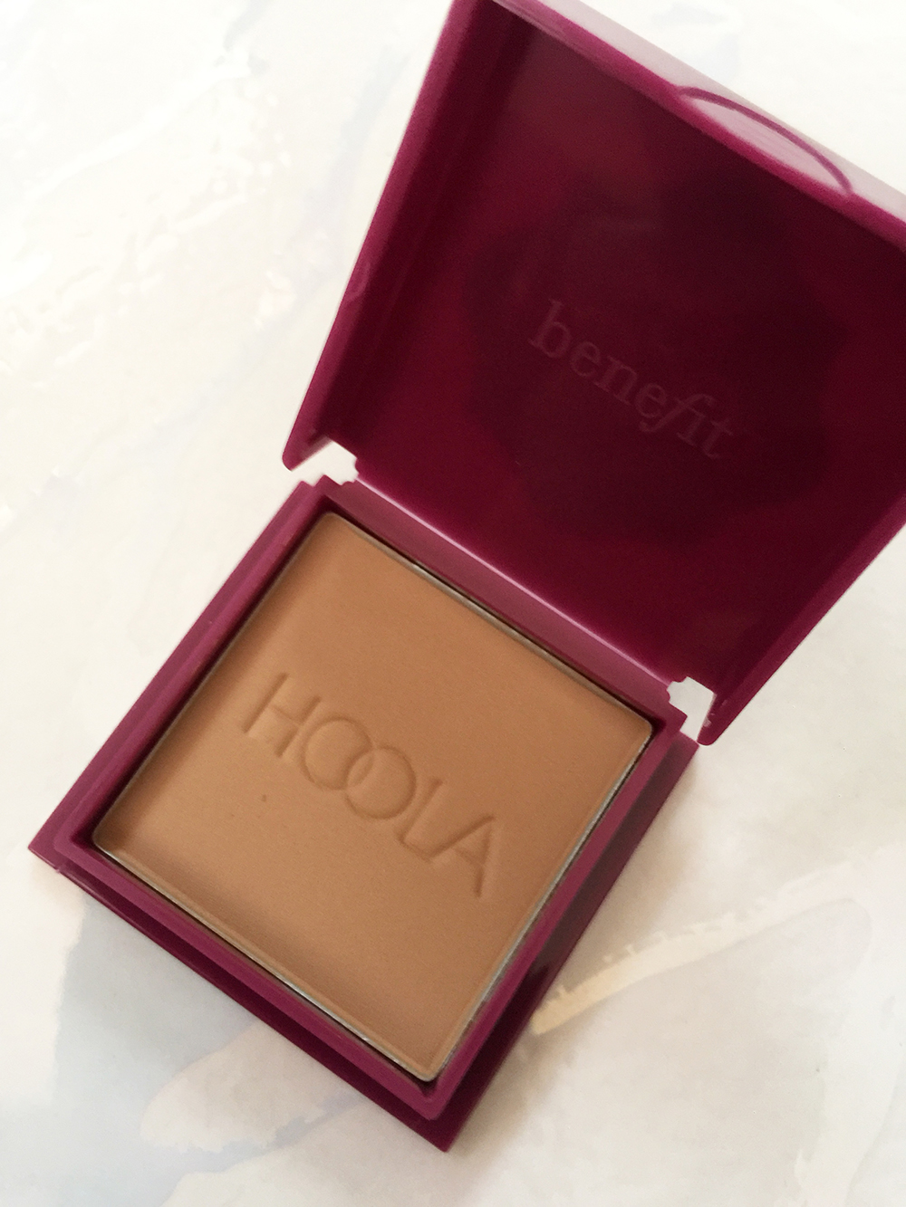 Benefit Cosmetics Cheek Party Mini BOP Makeup Kit Hoola matte powder bronzer